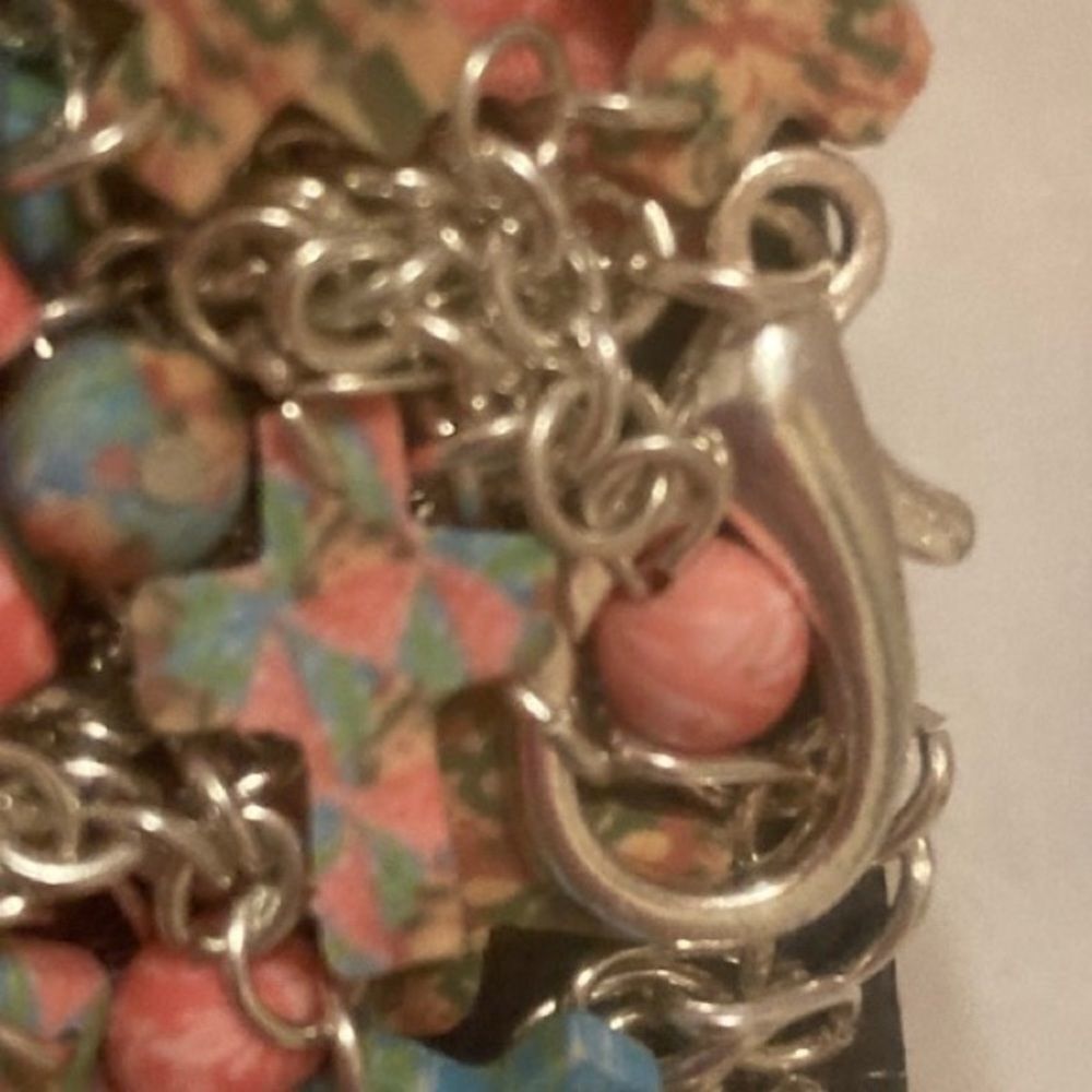 NEW SEALED Lot of 2 Cluster Cross Bracelets by Viva Beads - Picture 9 of 9